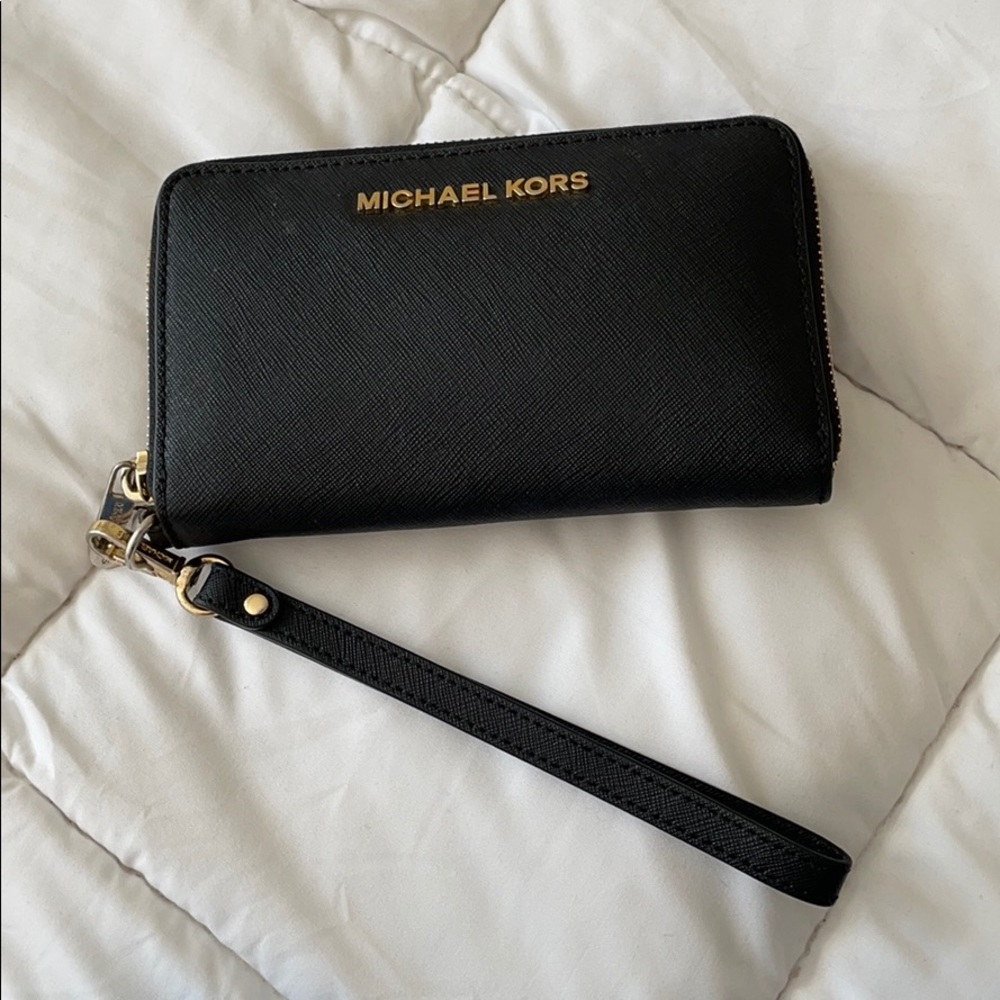 Michael Kors Wrist Wallet